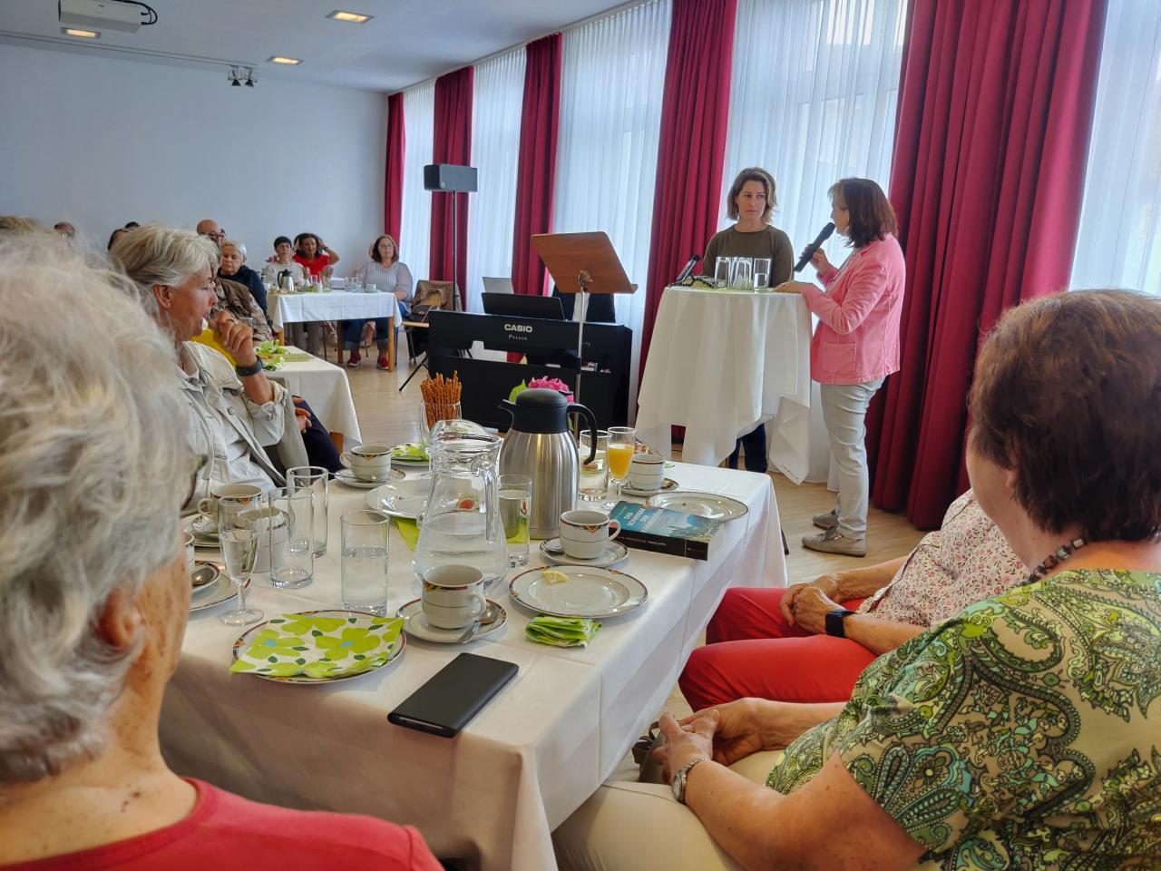 Saal Foto: Maria Gschwandtner